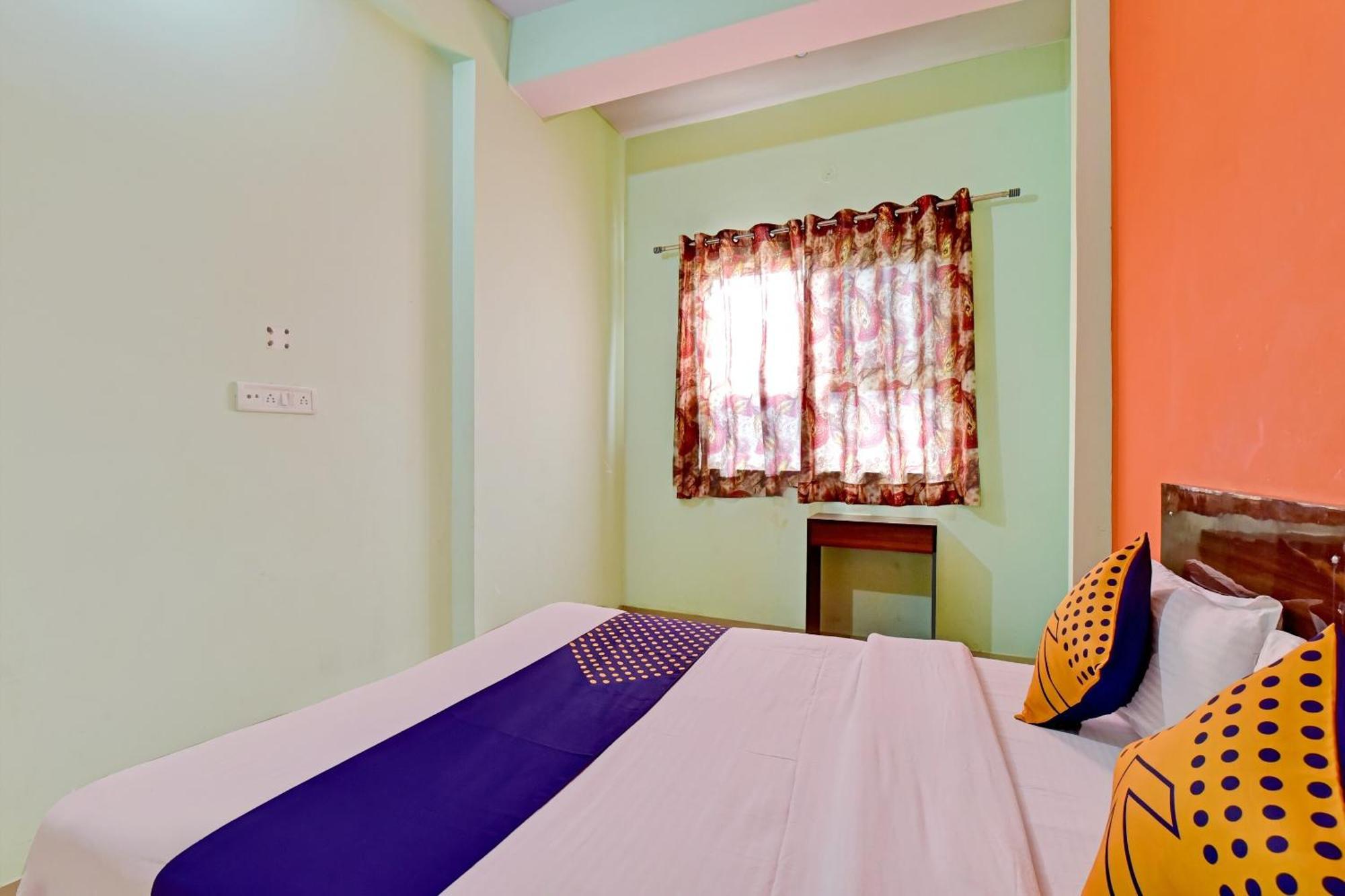 Spot On 72384 Sukun Palace Dzsaipur Kültér fotó