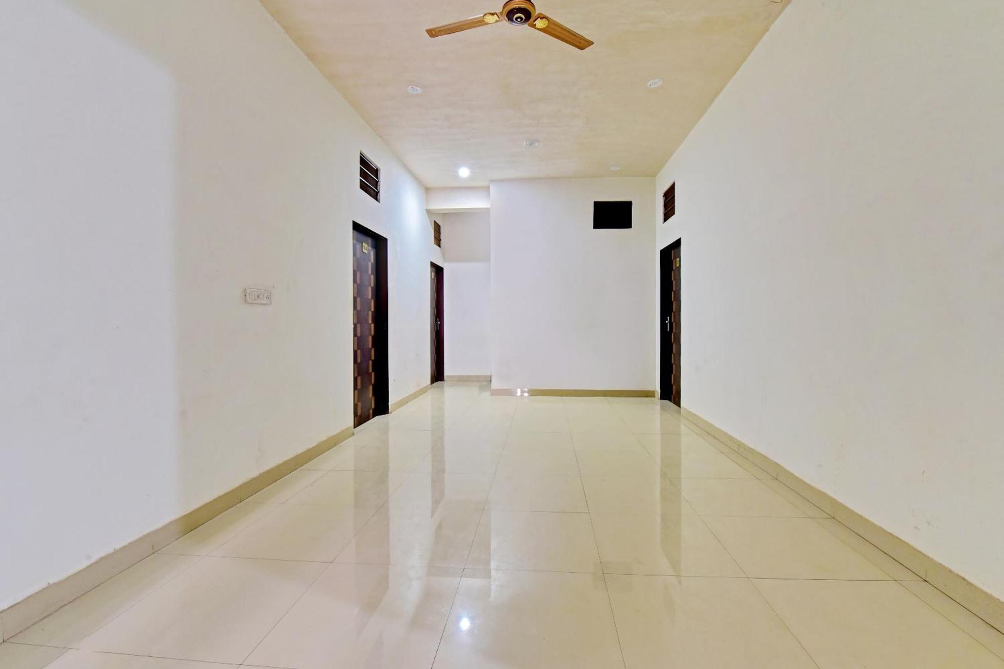 Spot On 72384 Sukun Palace Dzsaipur Kültér fotó